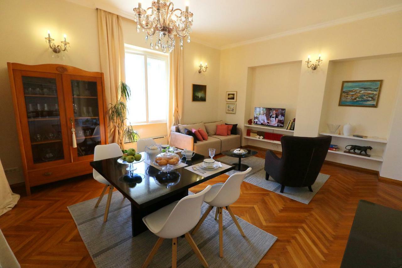 Apartment Miramare On The Beach Split Exterior photo